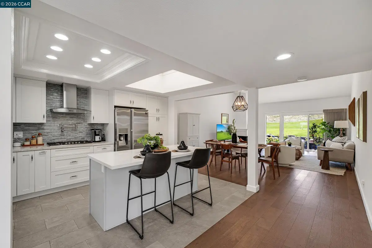 692 Silver Lake Dr, Danville, CA 94526 - #1