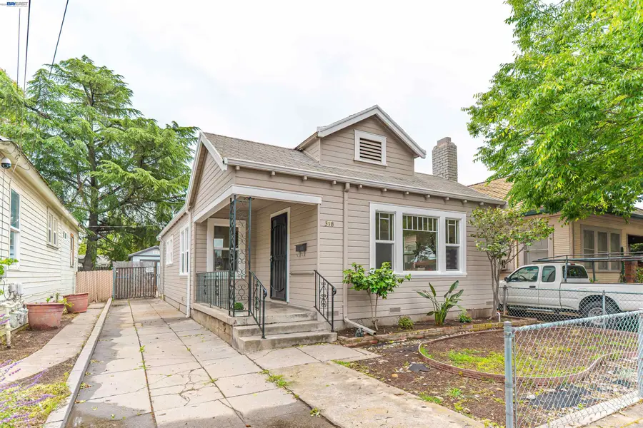318 E Pine St, Stockton, CA 95204 - #2