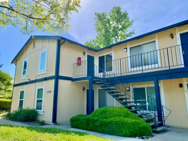 1520 Schenone Ct #2, Concord, CA 94521