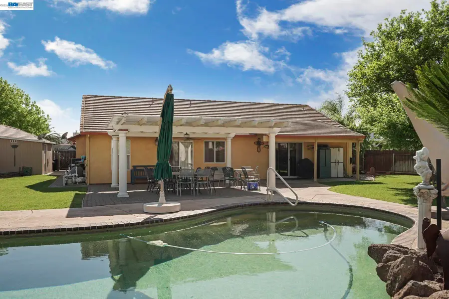 810 Vinewood Dr, Modesto, CA 95351 - #2