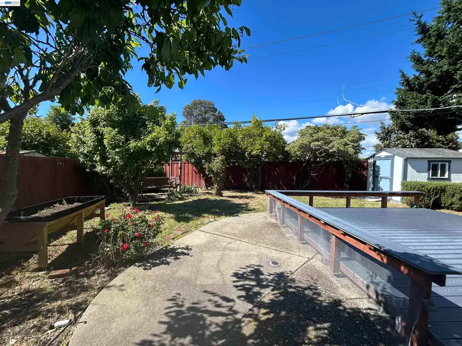 25073 Belhaven St, Hayward, CA 94545 - #3