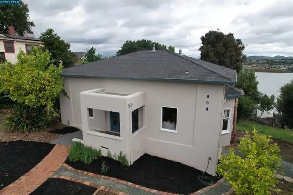 444 Edwards St, Crockett, CA 94525