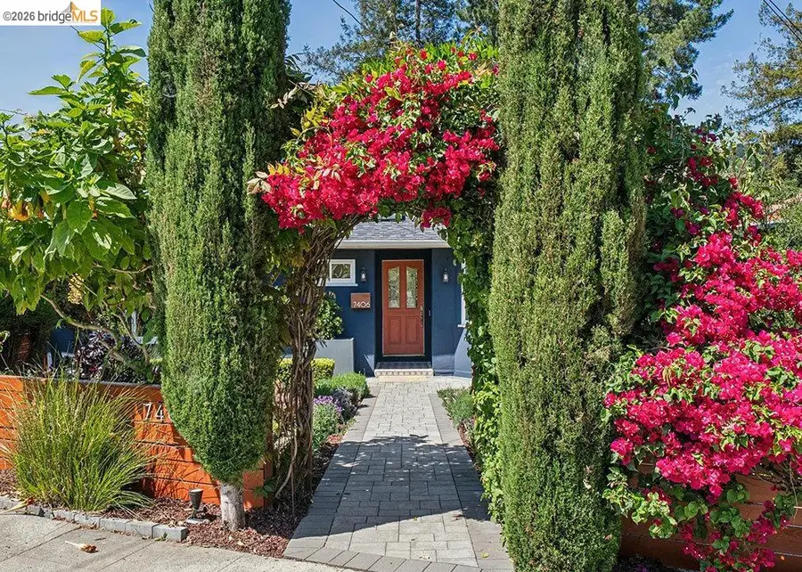 7406 Circle Hill Dr, Oakland, CA 94605 - #3