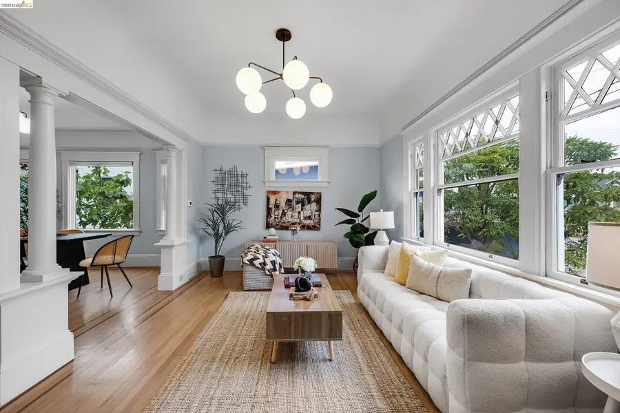 345 49th Street, Oakland, CA 94609 - #3