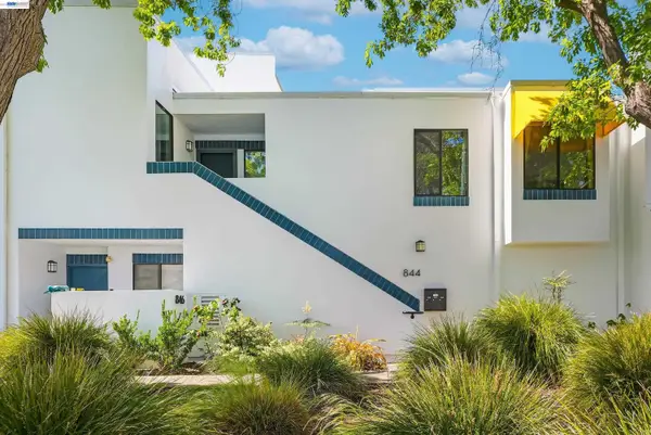 844 Balboa Ln, Foster City, CA 94404