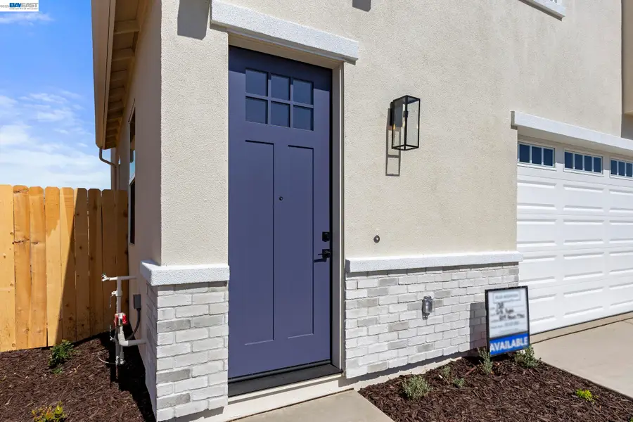 859 Pecan Tree Ln, Galt, CA 95632 - #2