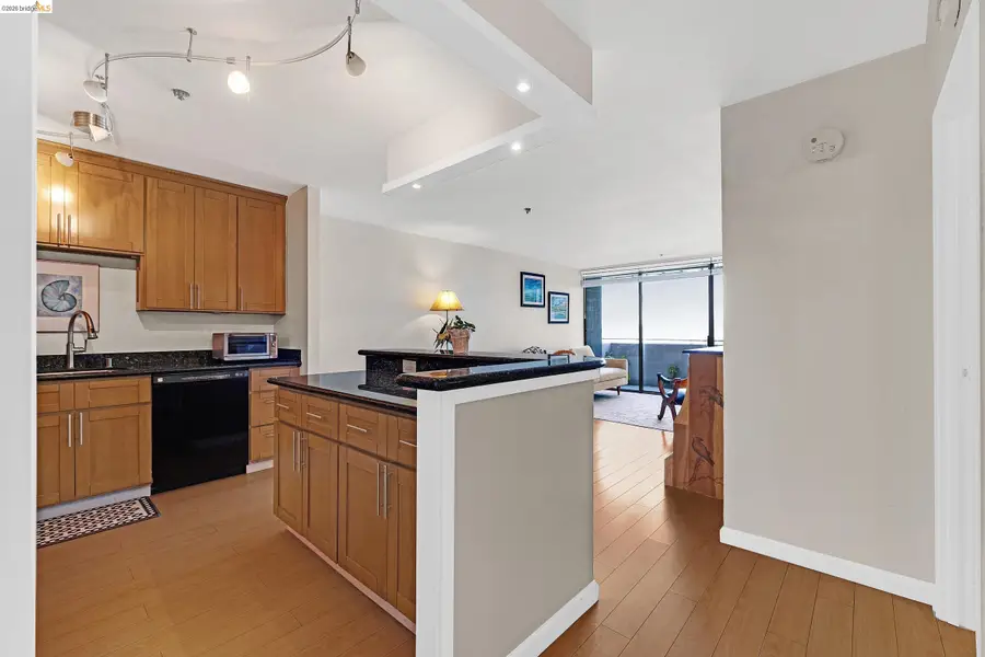 555 Pierce St #526, Albany, CA 94706 - #3