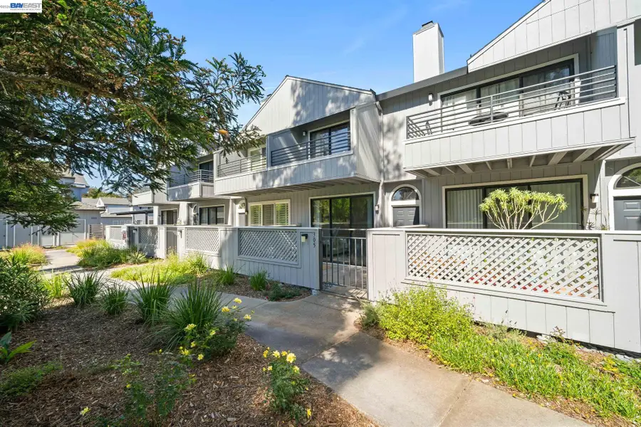 305 Rock Creek Way, Pleasant Hill, CA 94523 - #3