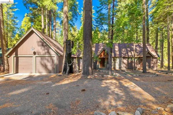 105 Pinecrest Lake Rd, Pinecrest, CA 95364