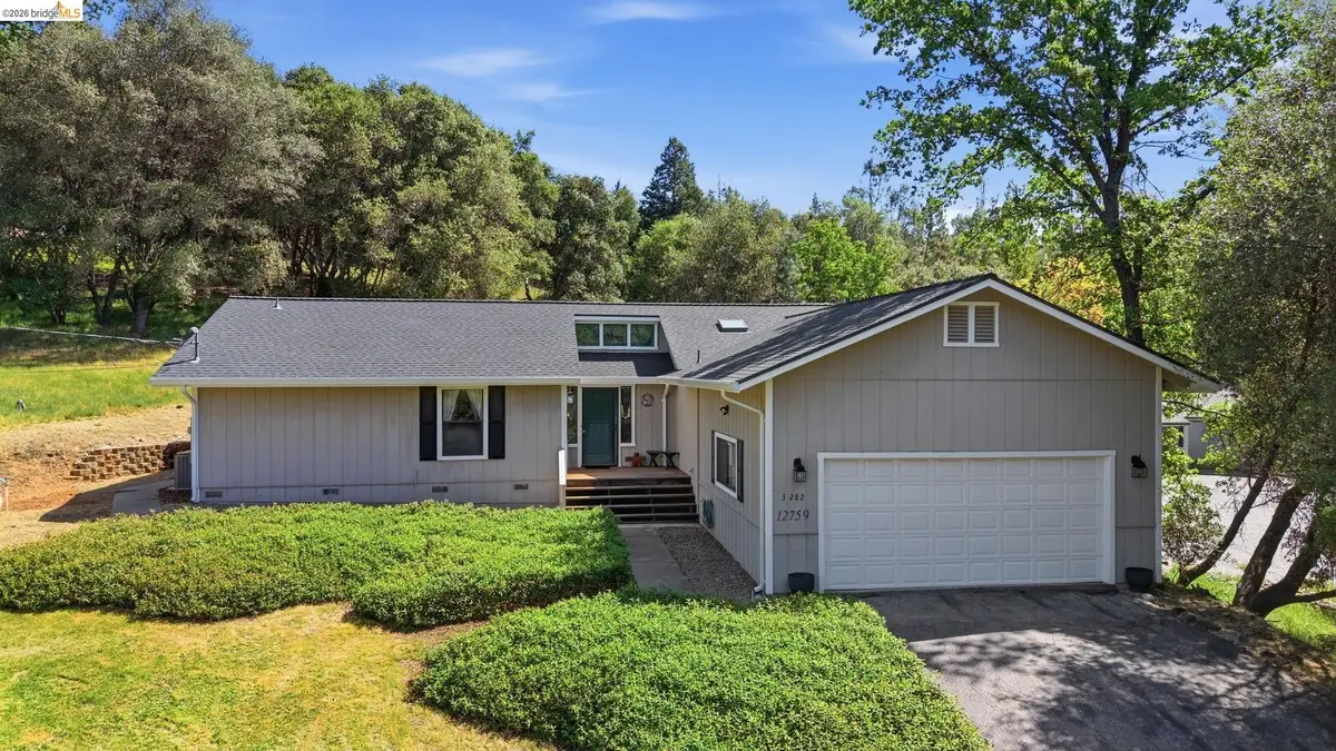 12759 Cresthaven Dr., Groveland, CA 95321 - #1