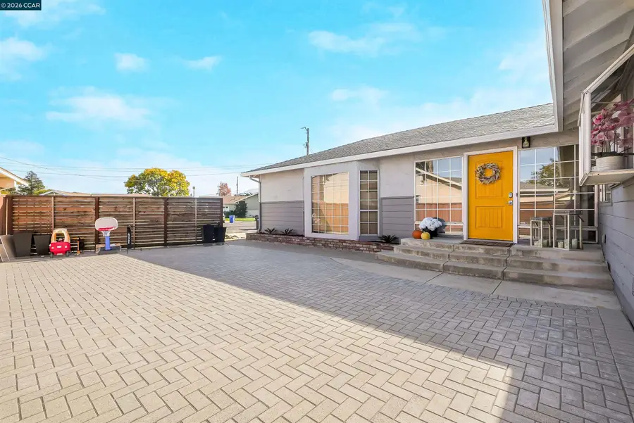 1745 Eucalyptus Ct, Concord, CA 94521 - #2