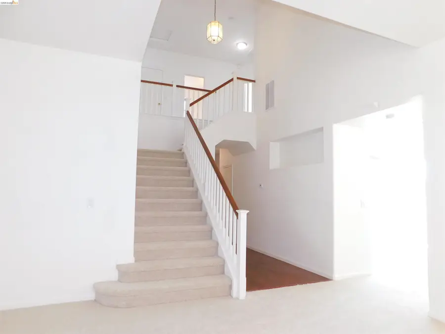 3915 Hummingbird Dr, Antioch, CA 94509 - #3