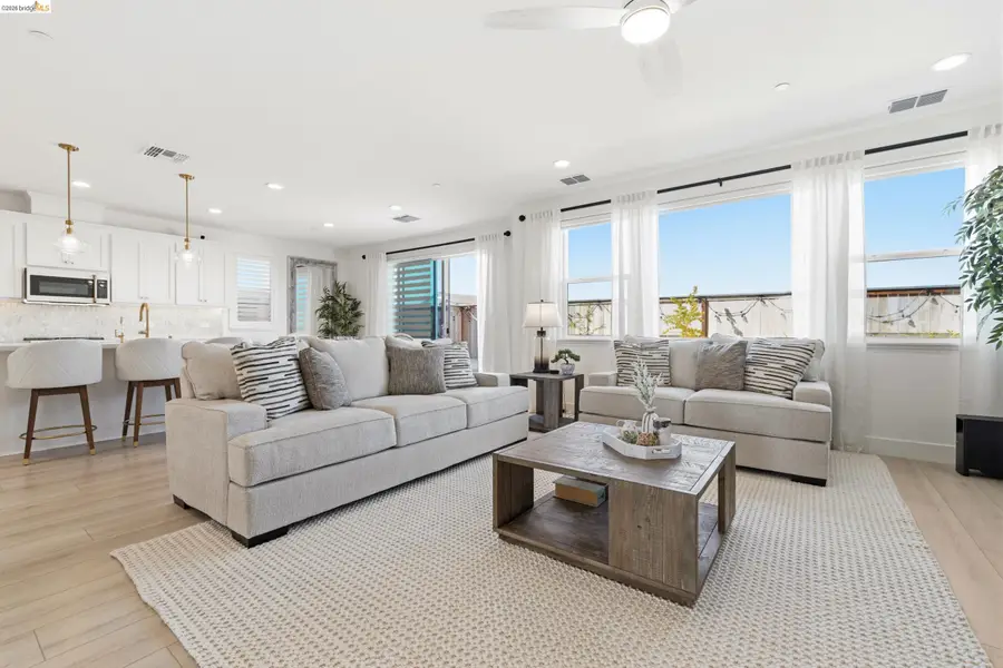 2225 Delta View Ave, Sacramento, CA 95832 - #3