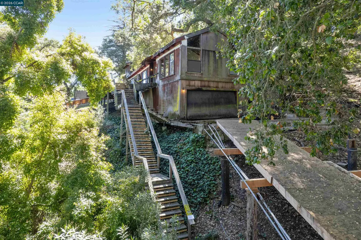 3391 Woodview Dr, Lafayette, CA 94549 - #1