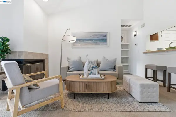 1792 Bevin Brook Dr, San Jose, CA 95112