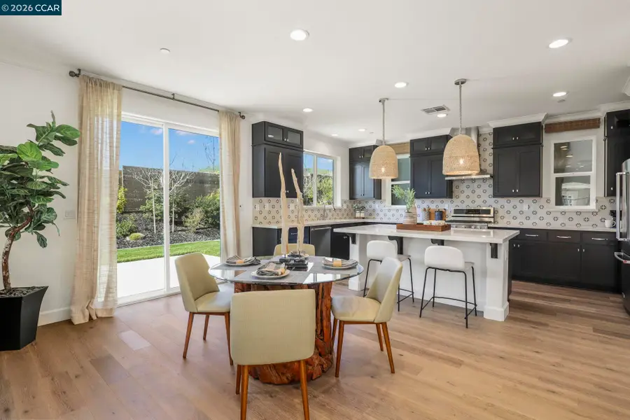 515 Yarrow Dr, Fairfield, CA 94534 - #2