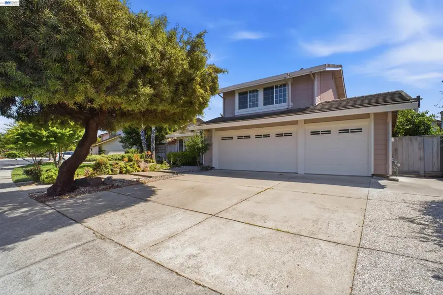 32760 Orick St, Union City, CA 94587 - #2
