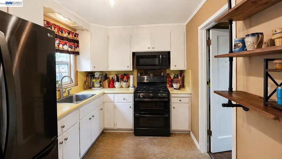 18183 Rainier Ave, Hayward, CA 94541 - #3