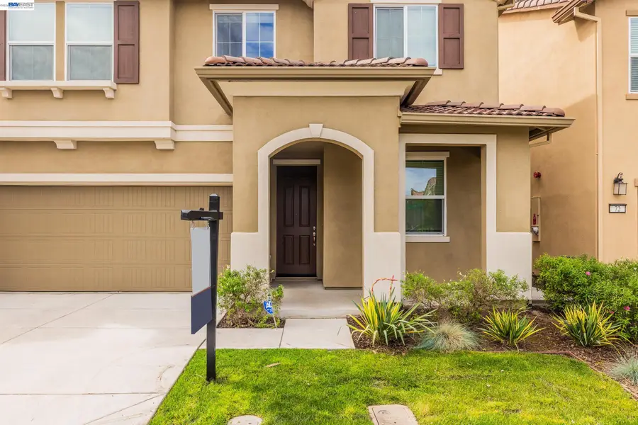 60 Molveno Dr, Stockton, CA 95209 - #3