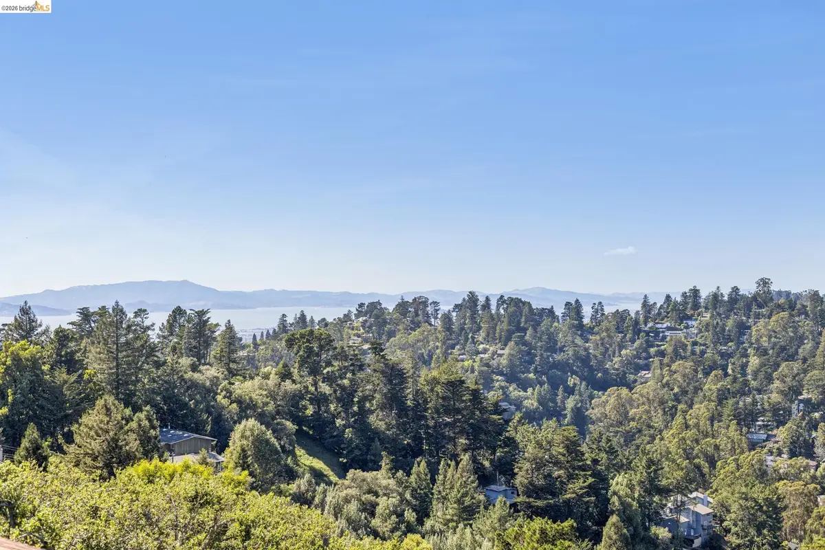 46 Carisbrook Ln, Oakland, CA 94611 - #1