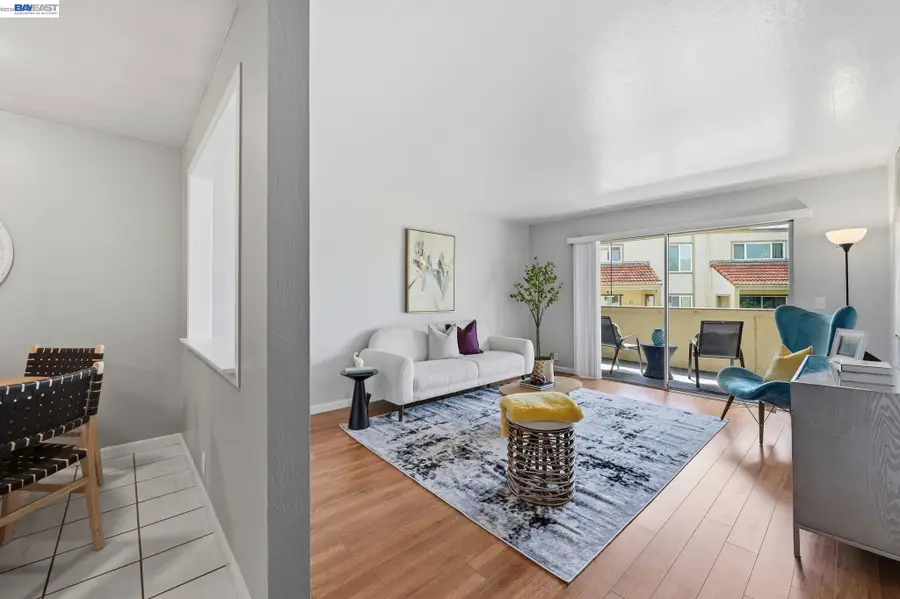 1510 E St # 23 #23, Hayward, CA 94541 - #3