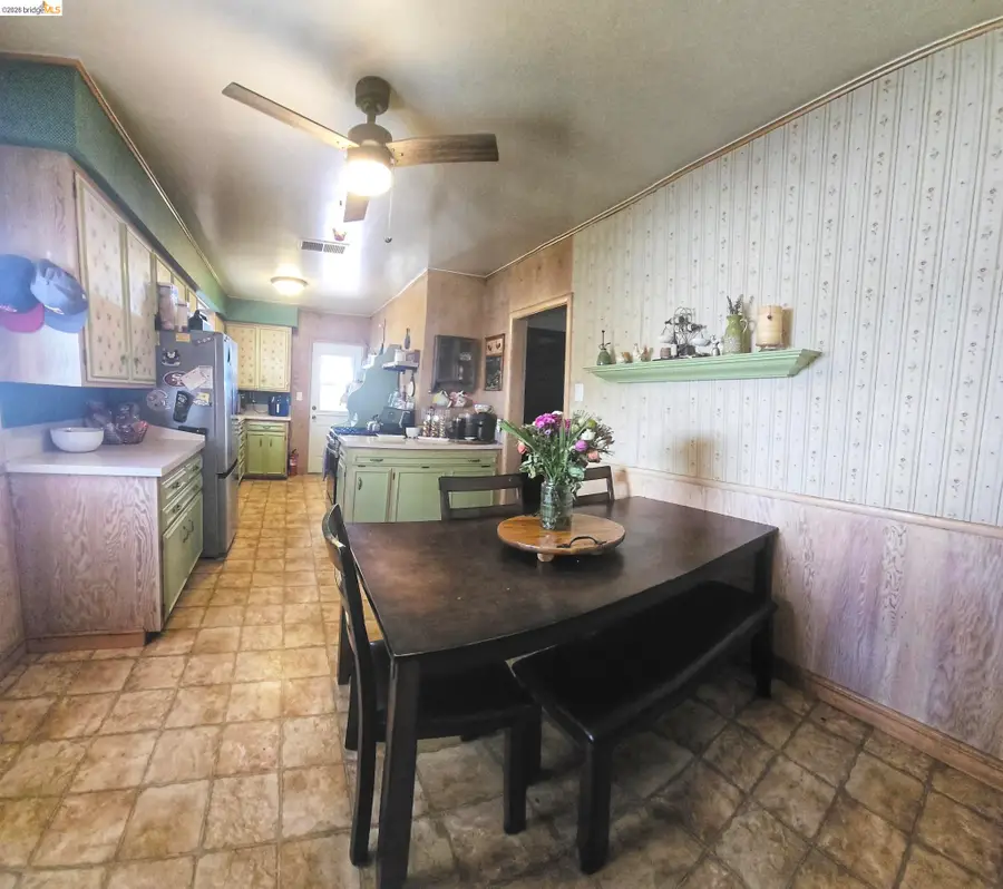 1203 D St, Antioch, CA 94509 - #3
