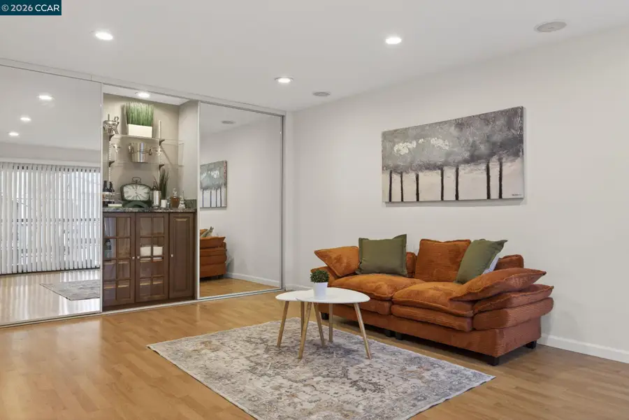 490 N Civic Dr #314, Walnut Creek, CA 94596 - #3