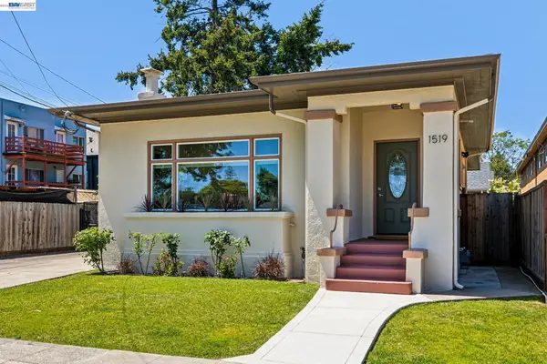 1519 Saint Charles St, Alameda, CA 94501
