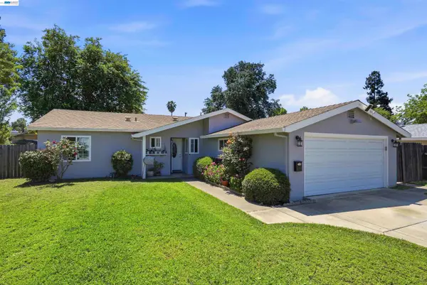4546 Freeway Cir, Sacramento, CA 95841