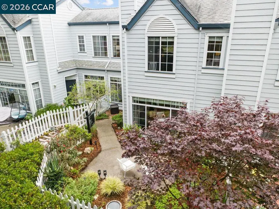 208 Commodore Dr, Richmond, CA 94804 - #3