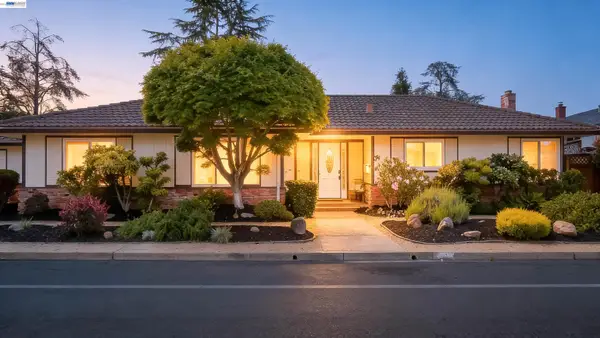 3787 Oakes Dr, Hayward, CA 94542