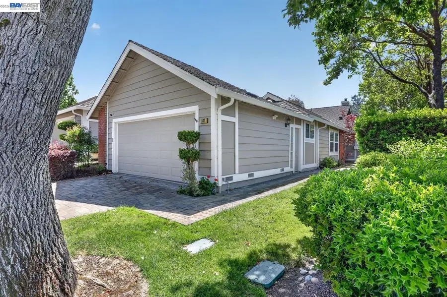 531 Silver Lake Dr, Danville, CA 94526 - #2