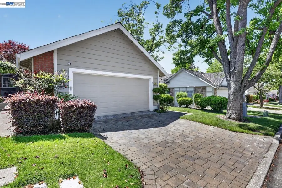 531 Silver Lake Dr, Danville, CA 94526 - #3