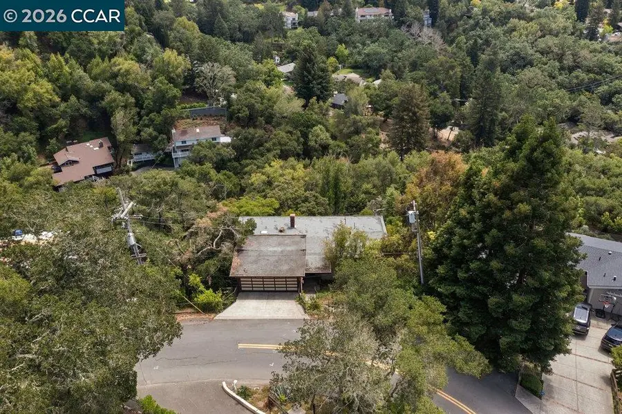 126 La Espiral, Orinda, CA 94563 - #3