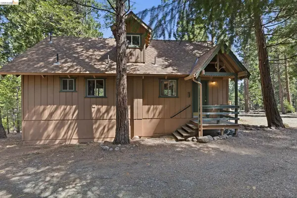 27138 Summerhill Drive, Pinecrest, CA 95364