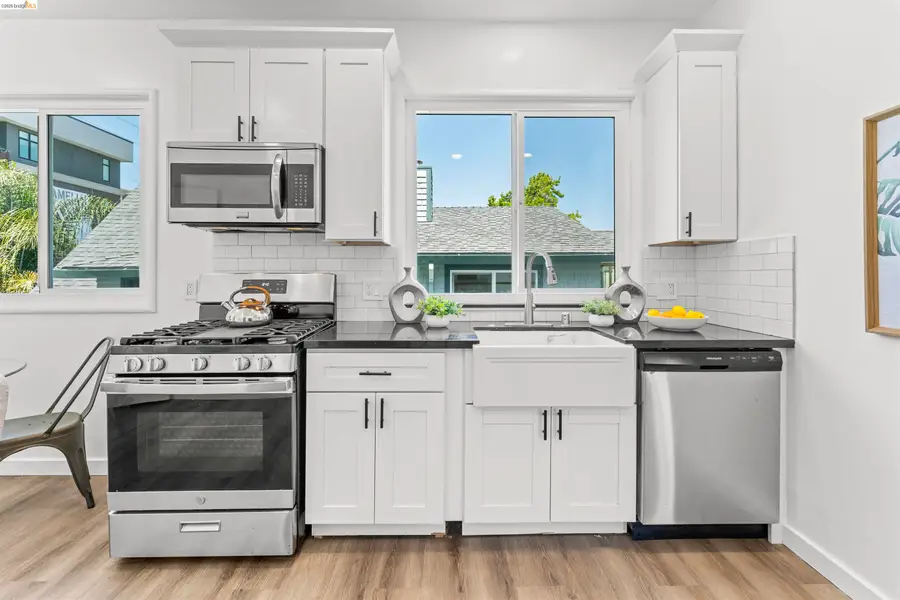 2832 Summit St, Oakland, CA 94609 - #3