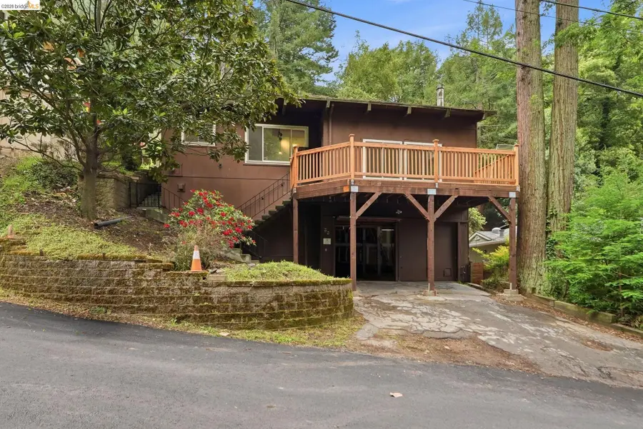 33 Eastwood Ct, Oakland, CA 94611 - #2
