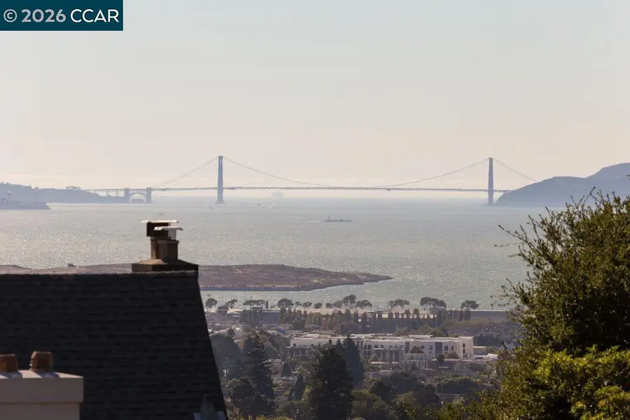 899 Arlington Ave., Berkeley, CA 94707 - #2