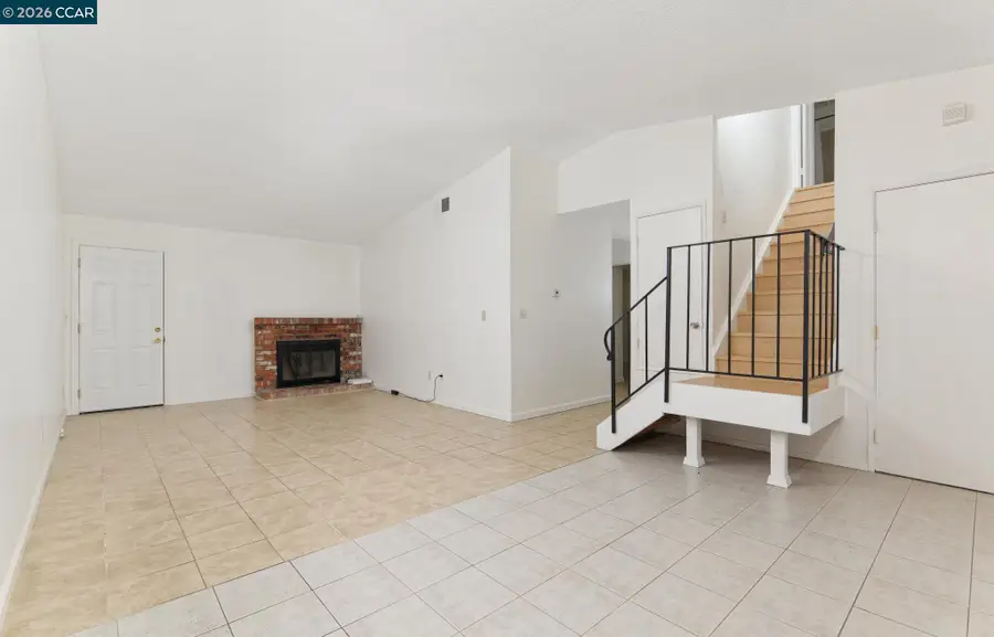 2412 Sequoia Dr, Antioch, CA 94509 - #3