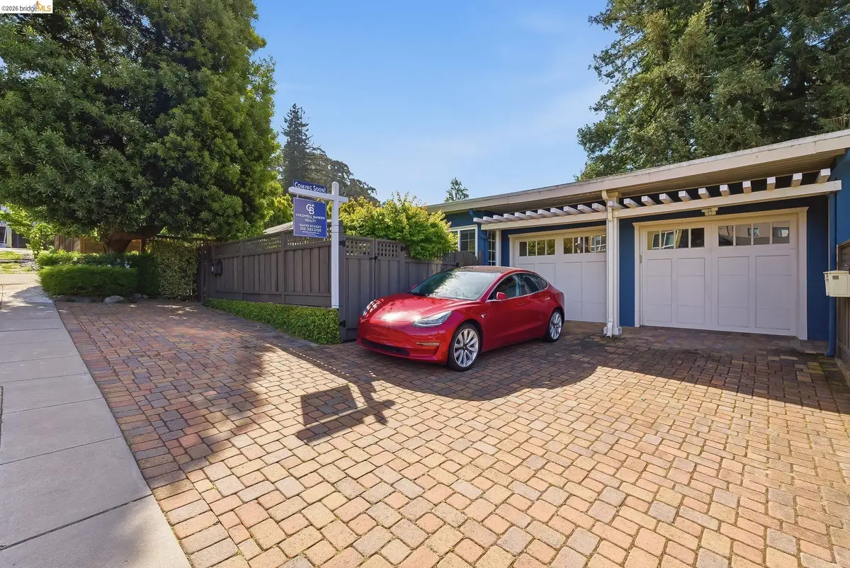 6252 Merced Ave, Oakland, CA 94611 - #1