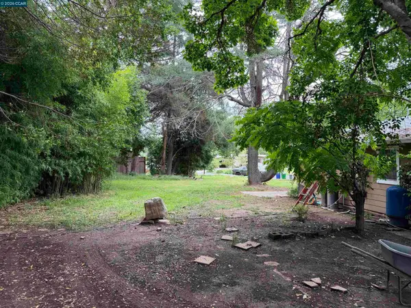 1038 Johnston St, Napa, CA 94558