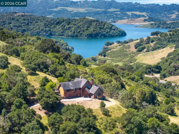 224 Bear Oaks Lane, Martinez, CA 94553