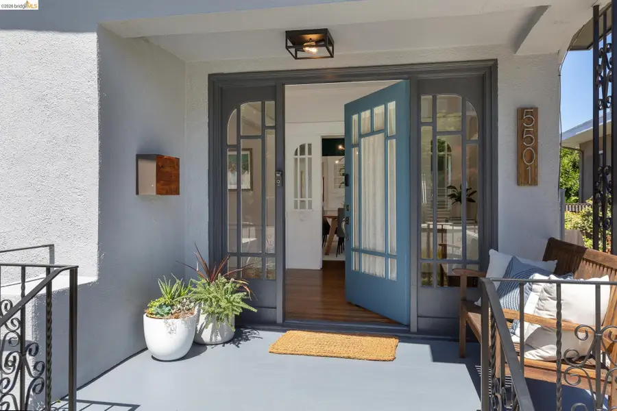 5501 Thomas Ave, Oakland, CA 94618 - #2