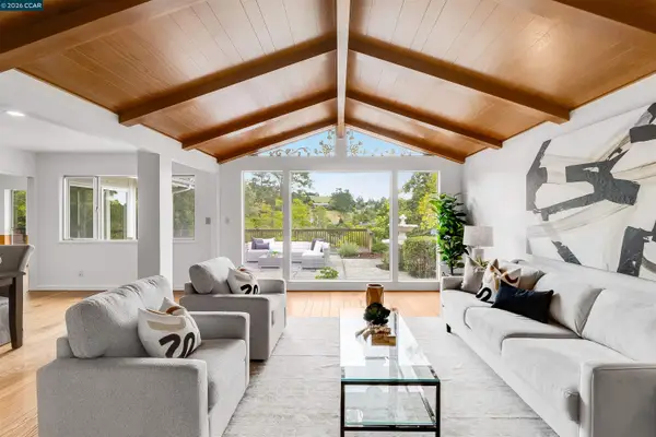 61 Sullivan Dr, Moraga, CA 94556