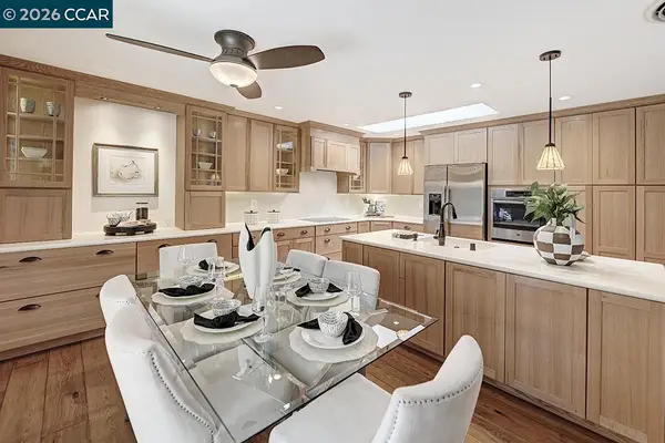 2893 Ptarmigan Dr #1, Walnut Creek, CA 94595