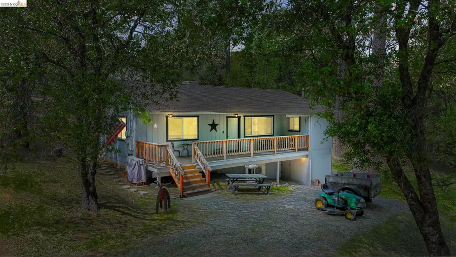 18996 Digger Pine Street, Groveland, CA 95321 - #2