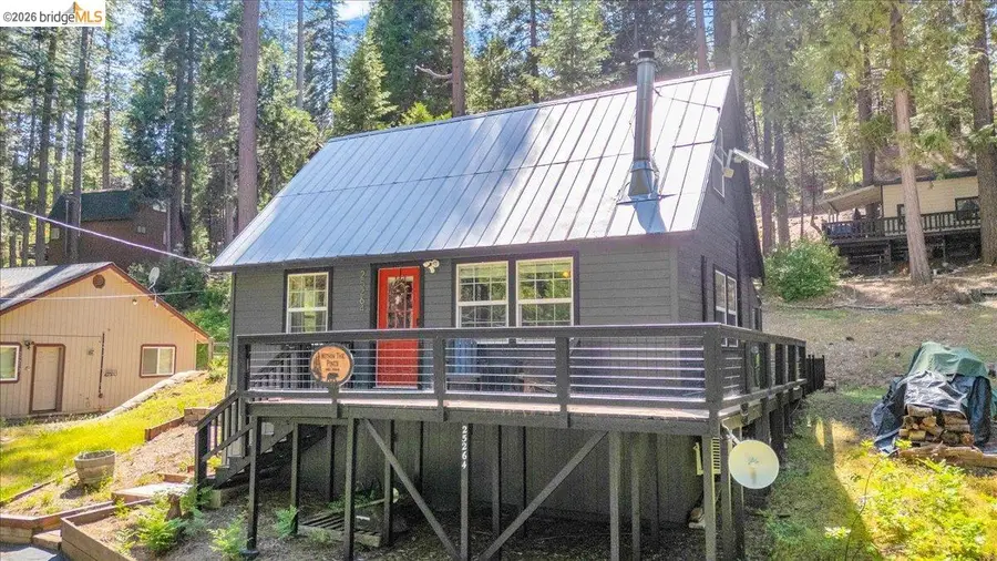 25264 Esther Ave, Long Barn, CA 95335 - #2