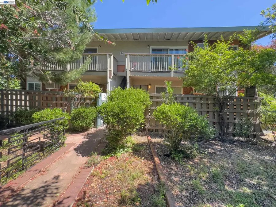 205 Muir Rd, Martinez, CA 94553 - #3