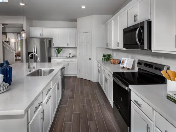 621 Channel Cir, Oakley, CA 94561