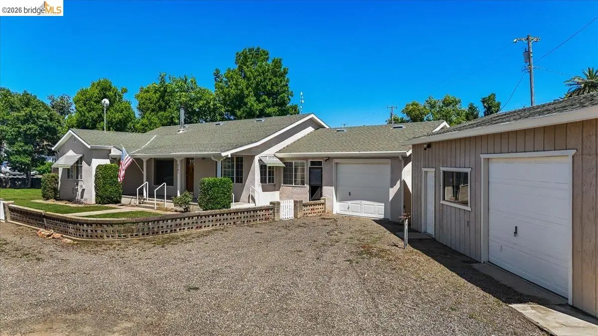 4701 Lone Tree Road, Oakdale, CA 95361 - #1